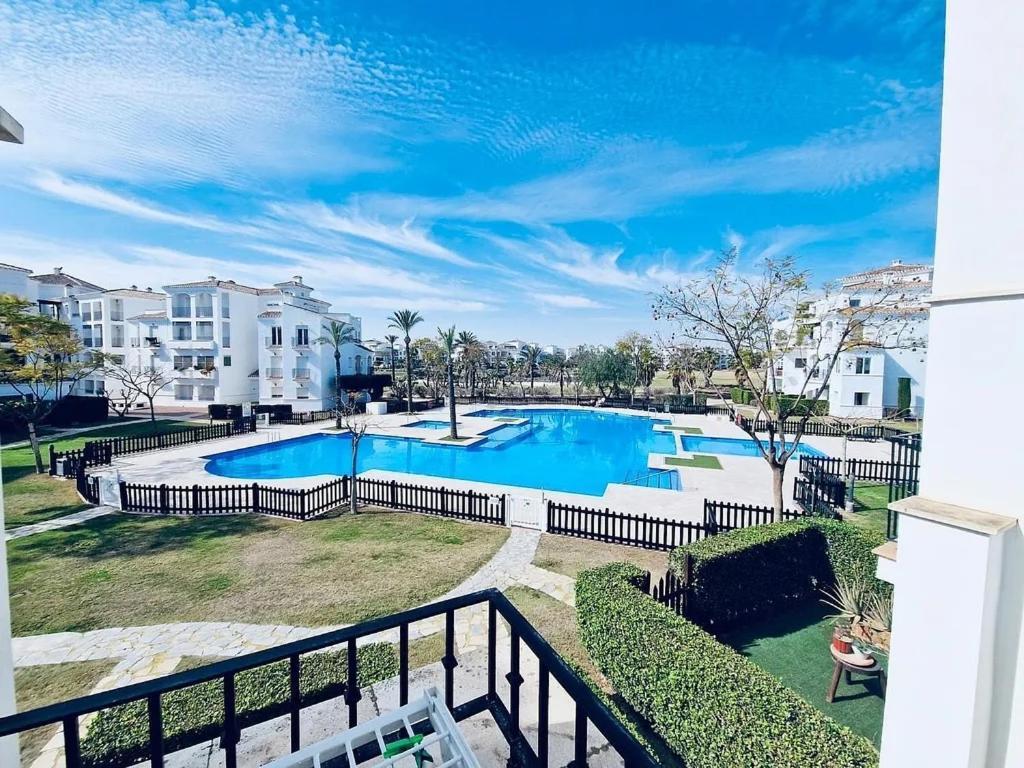 Sunset Haven - La Torre Golf Resort 罗尔丹 外观 照片